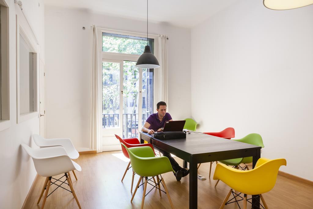 Ramblas Apartments Barcelona Exteriör bild