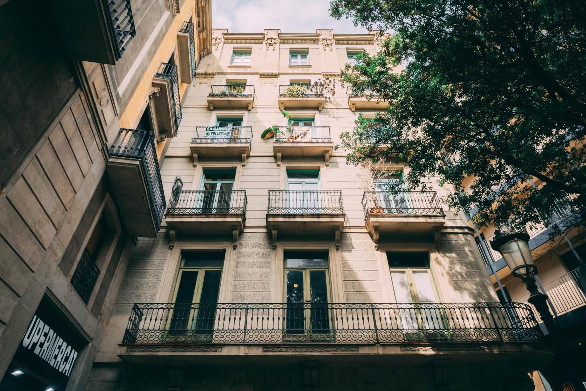 Ramblas Apartments Barcelona Exteriör bild